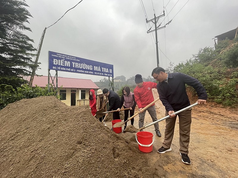 Quỹ CSSK gia đình Việt Nam tài trợ xây sửa bếp ăn dinh dưỡng cho Trường mầm non tại Lào Cai