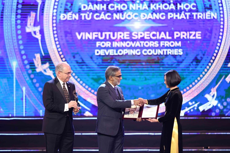 VinFuture 2022 vinh danh 4 công trình khoa học “Hồi sinh và Tái thiết” thế giới