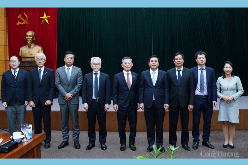 Bộ trưởng Nguyễn Hồng Diên làm việc với Tập đoàn Toda, Nhật Bản
