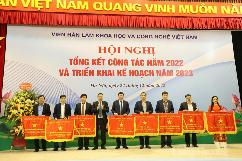 Hơn 2.000 công trình nghiên cứu khoa học được VAST công bố trong năm 2022