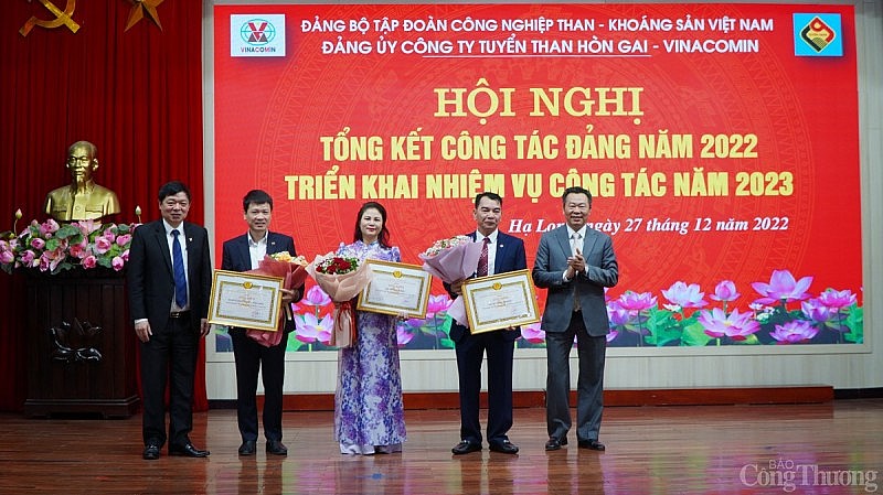 Công ty Tuyển Than Hòn Gai: Tổng kết công tác Đảng năm 2022 và triển khai nhiệm vụ công tác năm 2023