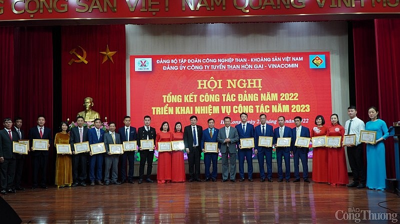 Công ty Tuyển Than Hòn Gai: Tổng kết công tác Đảng năm 2022 và triển khai nhiệm vụ công tác năm 2023