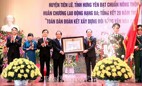 Thế và lực huyện Tiên Lữ