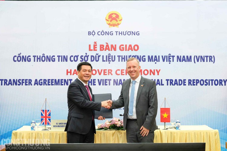 Hoạt động tiêu biểu ngành Công Thương qua ảnh năm 2022