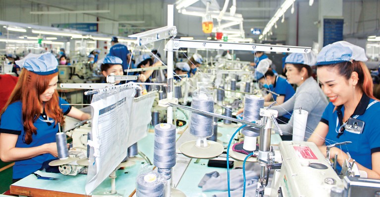 Sản xuất công nghiệp là điểm sáng của kinh tế TP. Hồ Chí Minh