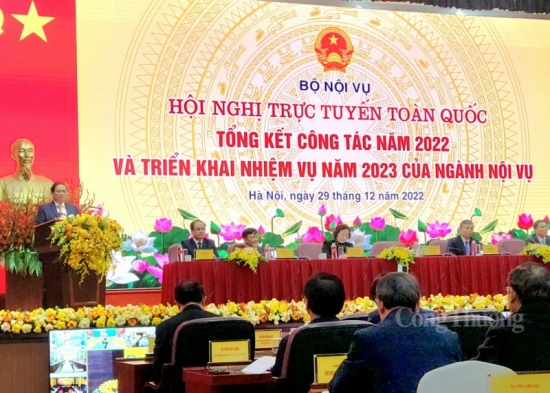 thu tuong pham minh chinh cai cach hanh chinh lay nguoi dan doanh nghiep la chu the