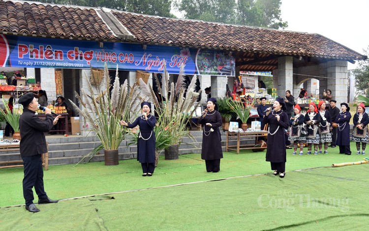 Trải nghiệm Chợ phiên vùng cao ngày Tết tại Làng Văn hóa Trải nghiệm Chợ phiên vùng cao ngày Tết tại Làng Văn hóa