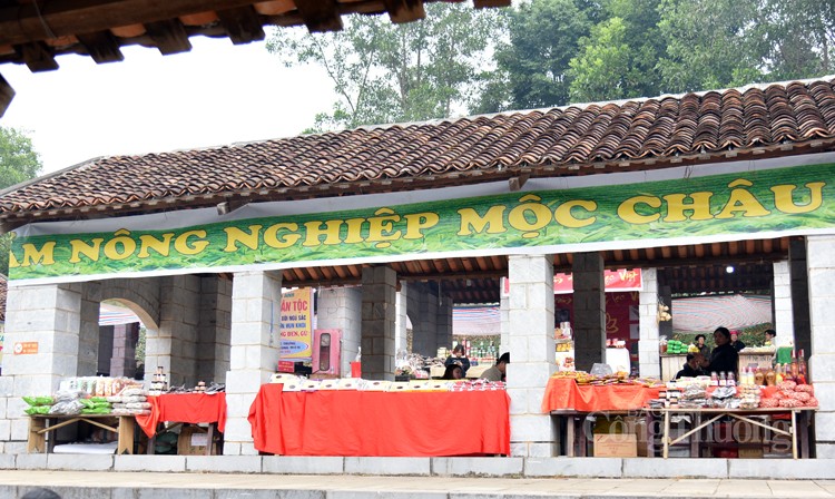 Trải nghiệm Chợ phiên vùng cao ngày Tết tại Làng Văn hóa Trải nghiệm Chợ phiên vùng cao ngày Tết tại Làng Văn hóa
