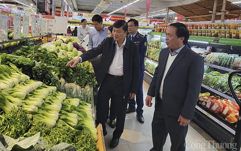 Nghệ An: Không lo tăng giá, thiếu hụt hàng dịp Tết Quý Mão