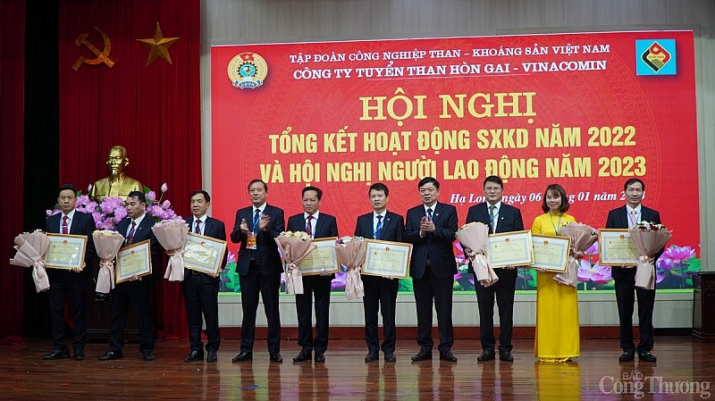 Công ty Tuyển Than Hòn Gai phấn đấu đạt doanh thu trên 23.000 tỷ đồng năm 2023