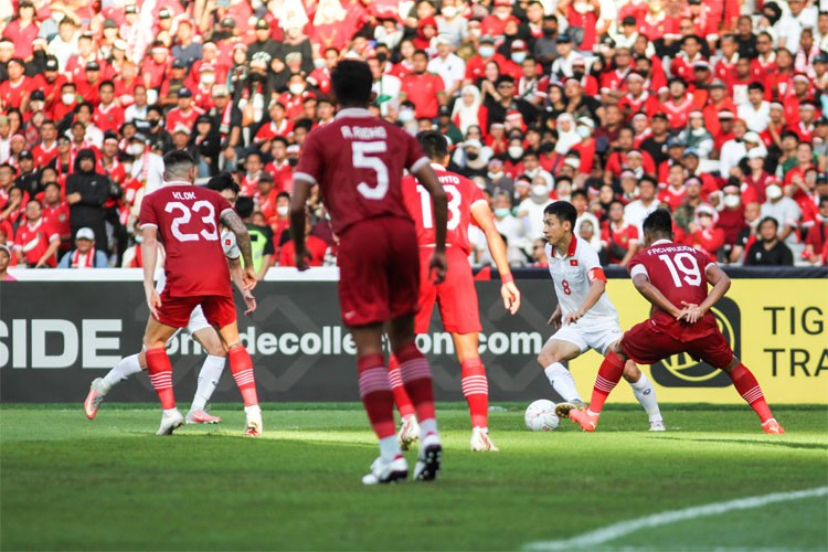 Góc nhìn trận Việt Nam - Indonesia: Chờ điểm tựa Mỹ Đình