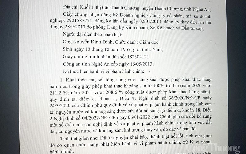 Nghệ An: Phạt, đình chỉ 2 doanh nghiệp khai thác cát vượt mức cho phép