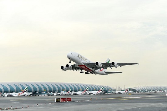 emirates nang cap toan dien noi that dan may bay a380