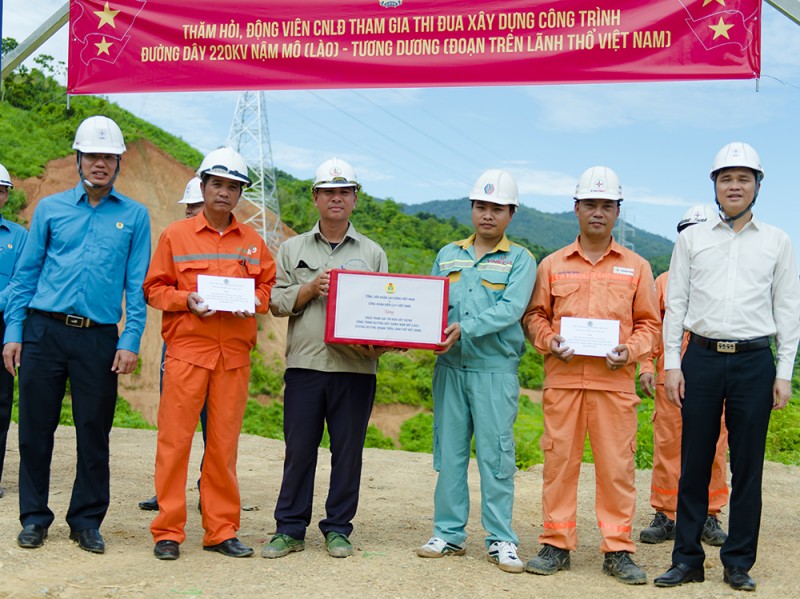 Hợp tác kinh tế, thương mại Việt Nam – Lào: Tô thắm, khắc sâu tình đoàn kết hữu nghị đặc biệt