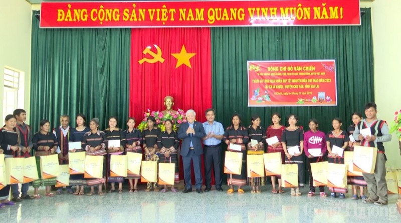 Chủ tịch Ủy ban Trung ương MTTQ Việt Nam thăm, chúc Tết tại Kon Tum và Gia Lai