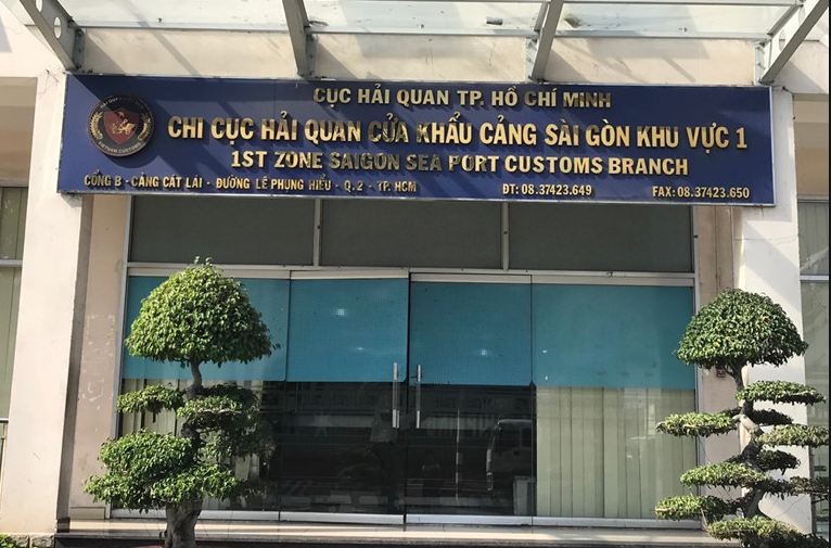 Bắt tạm giam 3 công chức Chi cục Hải quan liên quan vụ Thủ Đức House