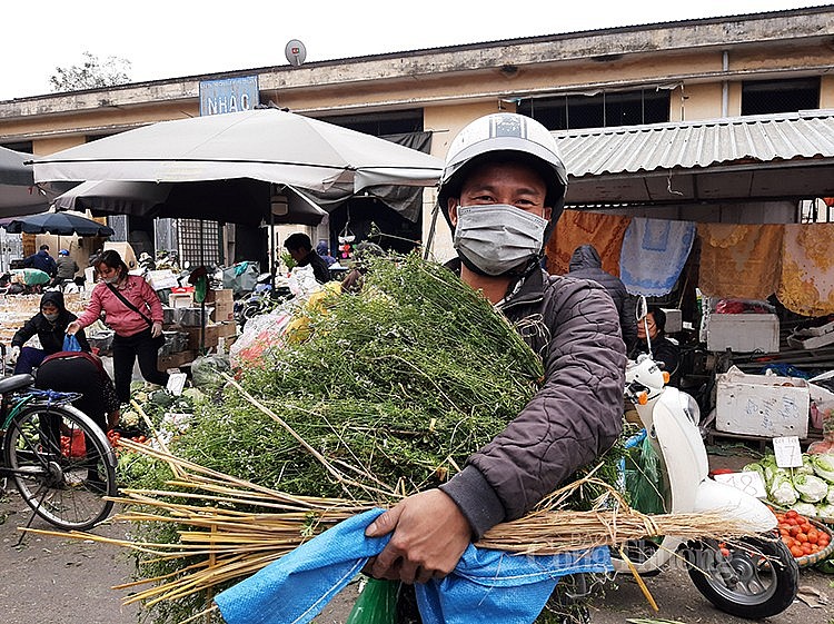 Đến chợ đầu mối phía Nam, bạn có thể sắm hết cả cái Tết