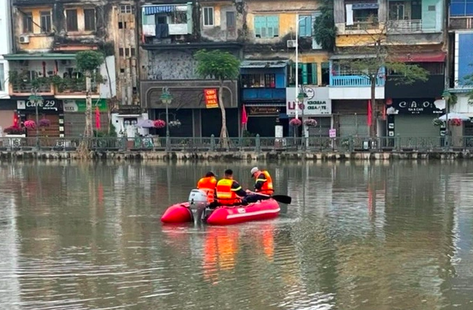 Đôi nam nữ để lại ô tô, nhảy sông tự tử ở Hải Phòng sáng mùng 2 Tết