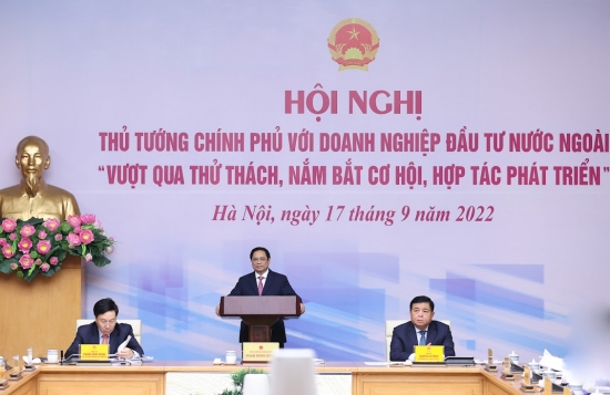 Đối thoại cởi mở của Chính phủ hấp dẫn nhà đầu tư nước ngoài