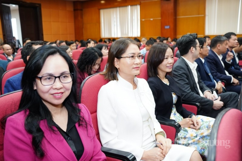 Bộ trưởng Nguyễn Hồng Diên: “Bộ Công Thương tiếp tục đổi mới - Vươn tới đỉnh cao”