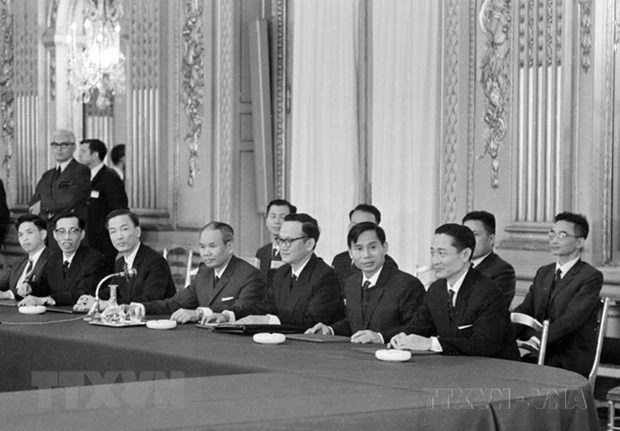 50 nam Hiep dinh Paris - Dau an sau dam trong long ban be quoc te hinh anh 1