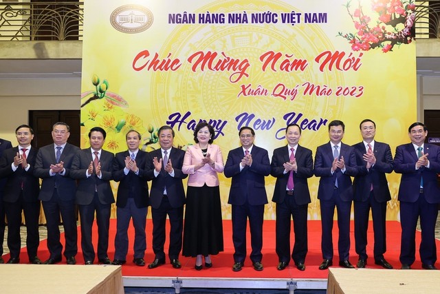 Thủ tướng: Ngân hàng Nhà nước phải bảo đảm đủ vốn cho nền kinh tế với chi phí, lãi vay hợp lý