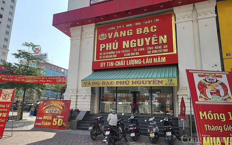 Các cửa hàng vàng Nghệ An đìu hiu trước ngày vía Thần Tài