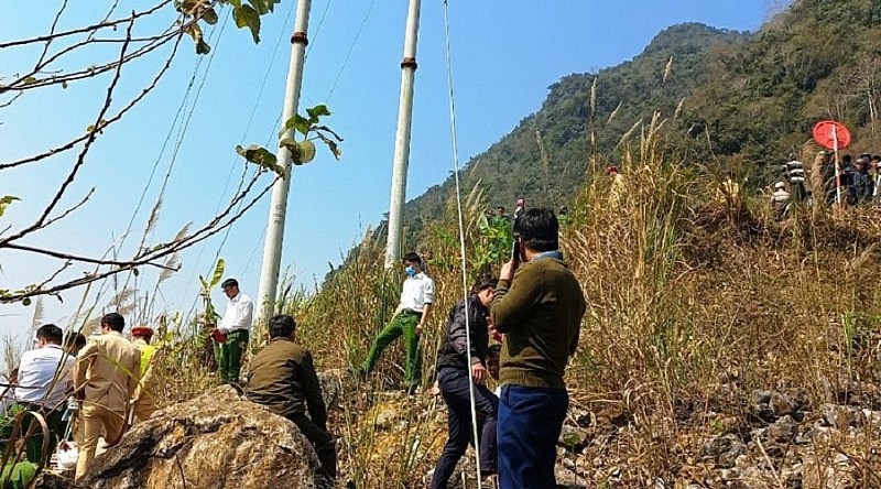 Thanh Hóa: Công an đang làm rõ nguyên nhân vụ tai nạn giao thông khiến 3 người tử vong