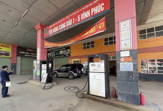 quan ly thi truong vinh phuc phat hien co so kinh doanh xang dau ngung ban hang khong ly do