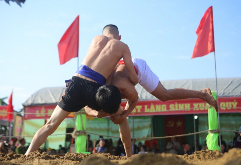 Thừa Thiên Huế: Cận cảnh hội vật hơn 200 năm được “phủ sóng” mạng xã hội Thừa Thiên Huế: Cận cảnh hội vật hơn 200 năm tuổi được “phủ sóng” mạng xã hội