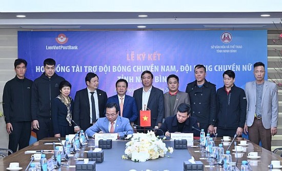 LienVietPostBank tài trợ cho 2 đội bóng chuyền nam – nữ Ninh Bình