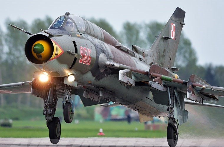 Rơi máy bay SU-22 ở Yên Bái, phi công điều khiển hy sinh