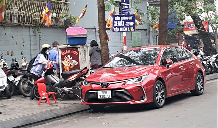 Chiêu trò quay vòng vé xe thu tiền khách đi lễ đầu năm