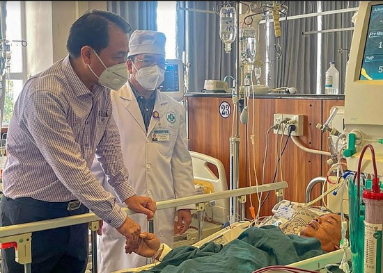 an giang gan 90 nguoi bi ngo doc do an che dau trang