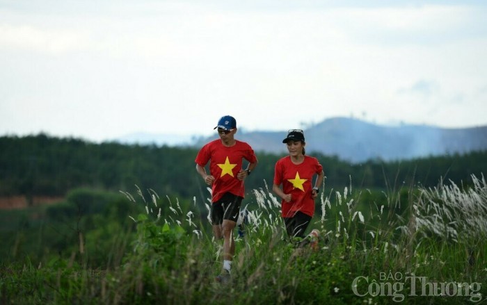 Kon Tum: Giải chạy marathon, bay dù lượn đầy thú vị và thử thách Kon Tum: Giải chạy marathon, bay dù lượn đầy thú vị và thử thách