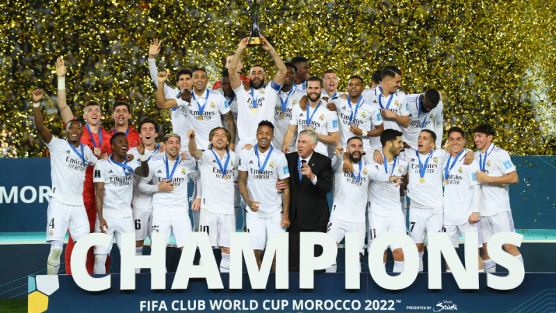 Real Madrid lần thứ 5 vô địch FIFA Club World Cup sau trận cầu có 8 bàn thắng