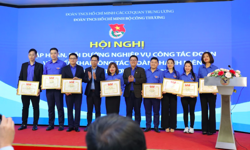 Tập huấn, bồi dưỡng nghiệp vụ công tác đoàn và triển khai công tác đoàn thanh niên Bộ Công Thương 2023