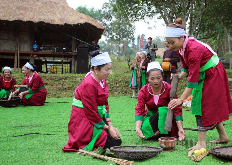 Độc đáo nghi thức “Chậm đò ho” của dân tộc Thổ