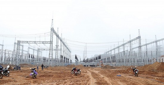 Phấn đấu hoàn thành Trạm biến áp 500kV Lào Cai và đấu nối giai đoạn 1 trong tháng 3/2023