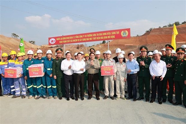 Thu tuong Pham Minh Chinh tham, lam viec tai tinh Hoa Binh hinh anh 5