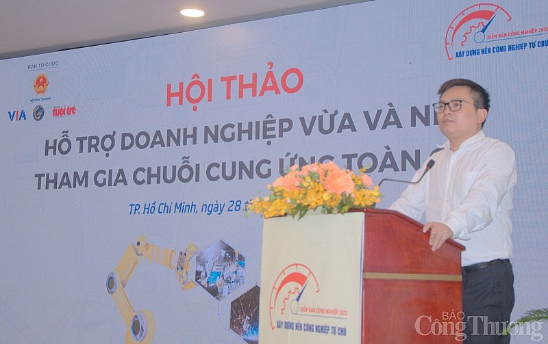 Hoàn thiện hệ thống thể chế, chính sách hỗ trợ doanh nghiệp tham gia vào chuỗi cung ứng toàn cầu