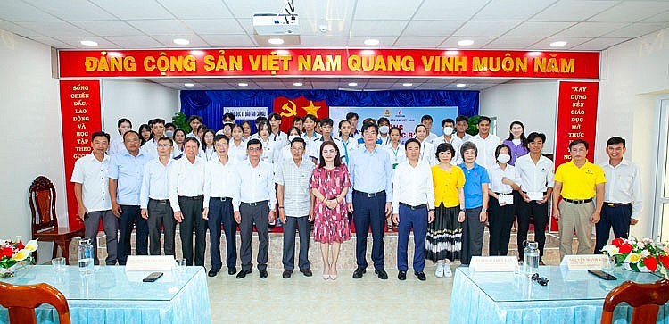 Công đoàn ngành Dầu khí tiếp tục đồng hành cùng giáo dục