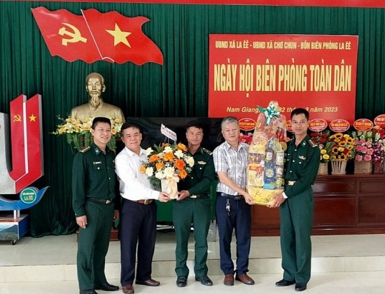 Công ty Thuỷ điện Sông Bung tham gia Ngày hội Biên phòng toàn dân năm 2023