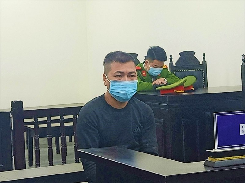 Lĩnh án 20 năm tù vì mua xăng đốt người tình vì muốn 