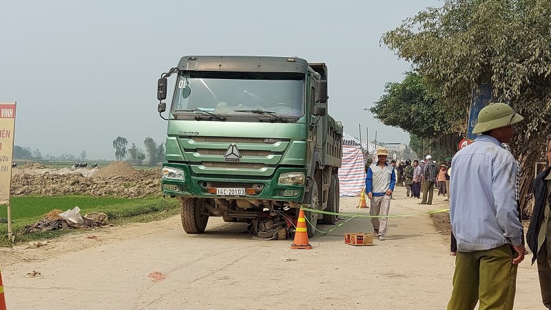 Vụ 3 mẹ con bị xe tải gây tử vong: Khởi tố, bắt giam tài xế