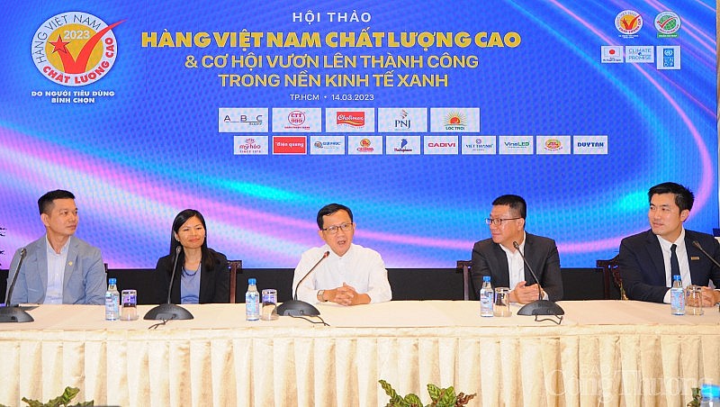 Hàng Việt Nam chất lượng cao - cơ hội vươn lên trong nền kinh tế xanh