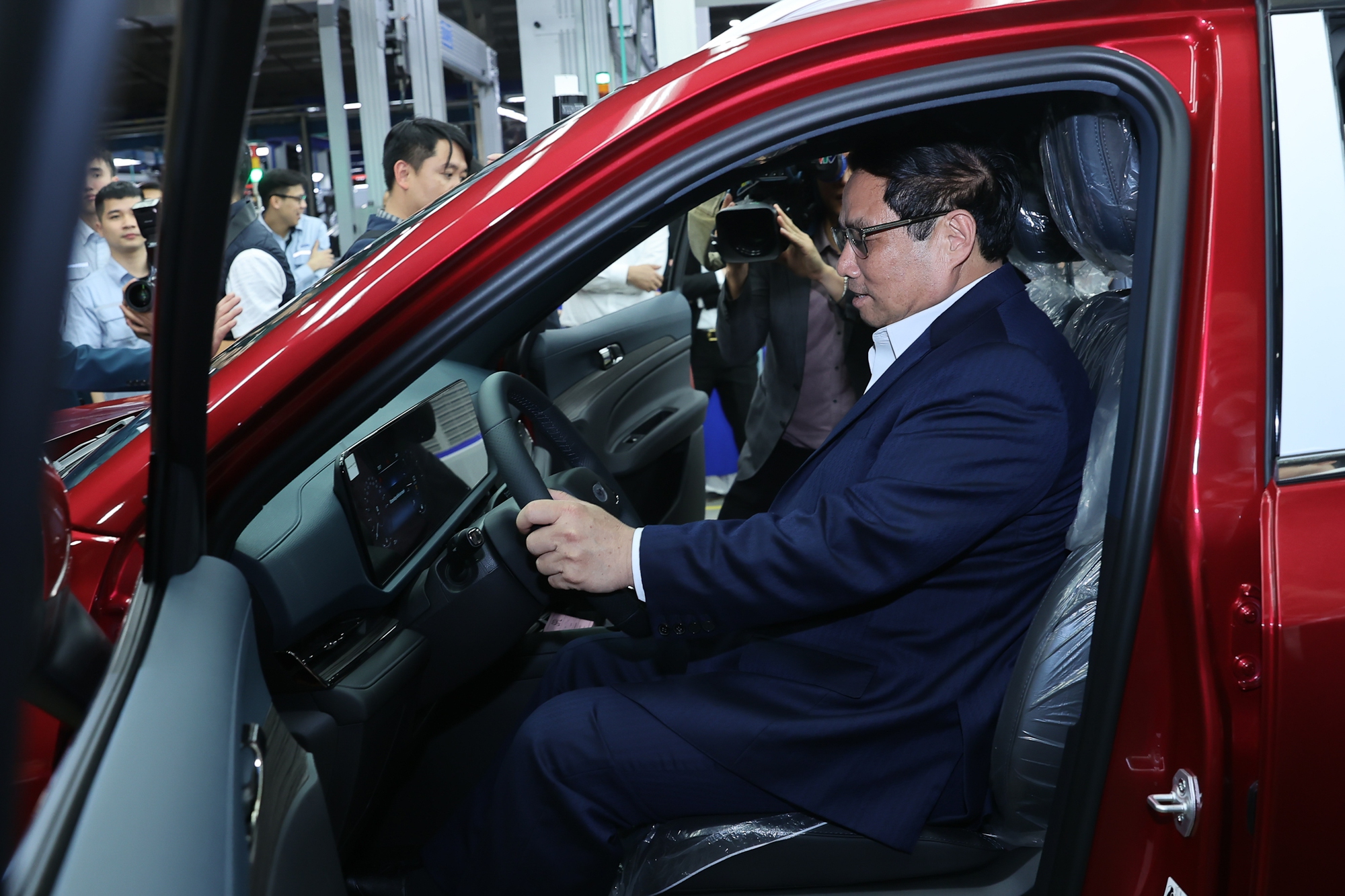 Thủ tướng làm việc với Công ty Ford Việt Nam và thăm Trung tâm bảo trợ xã hội Hải Dương - Ảnh 3.