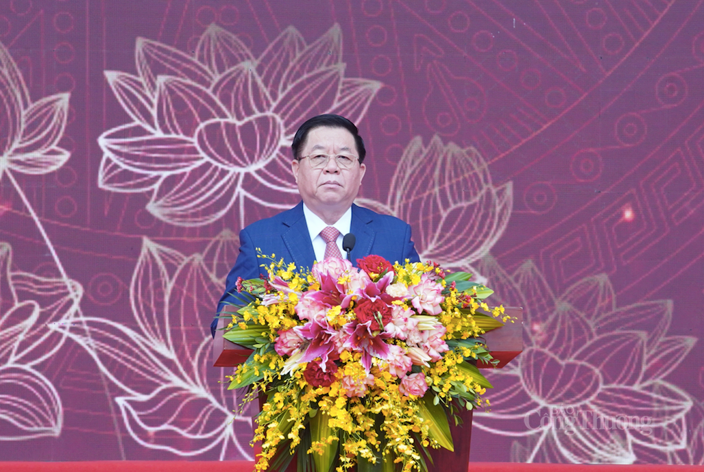 dong chi nguyen trong nghia xay dung nen bao chi cach mang chuyen nghiep van hoa va hien dai