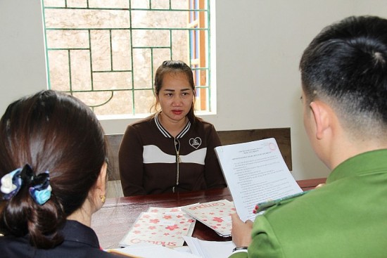 Khởi tố đối tượng chuyên cho các tiểu thương vay nặng lãi ở Nghệ An