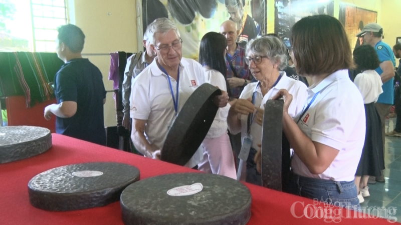 lan toa khong gian van hoa cong chieng nguoi ma o dak nong